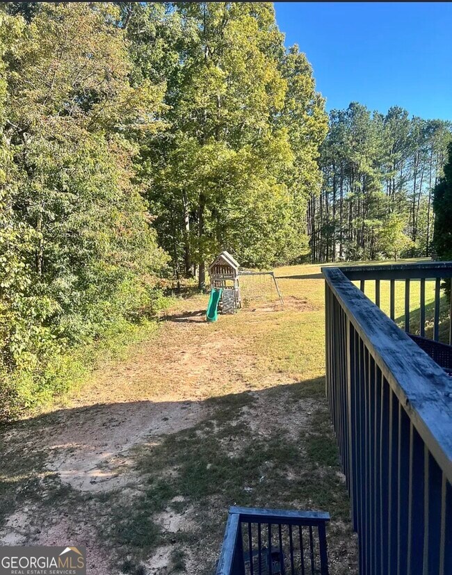 Building Photo - 3335 Prairie Dr