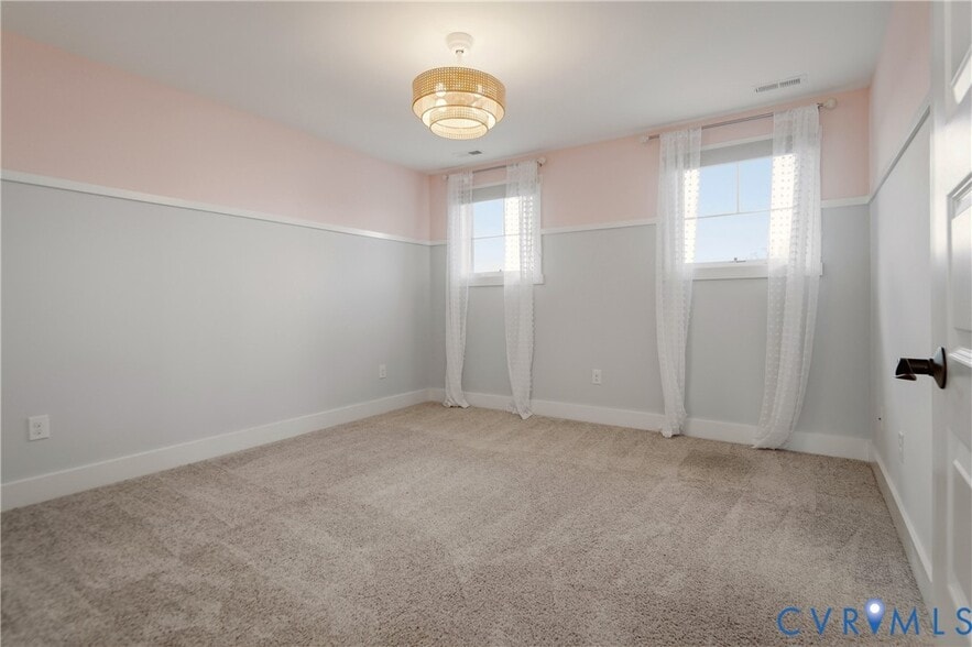 Building Photo - 3718 Graythorne Dr