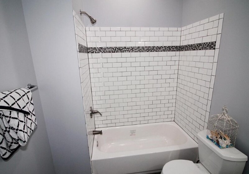 Building Photo - 703 Portland St