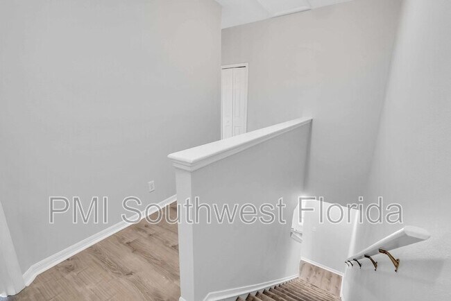Building Photo - 3959 Yellowstone Cir