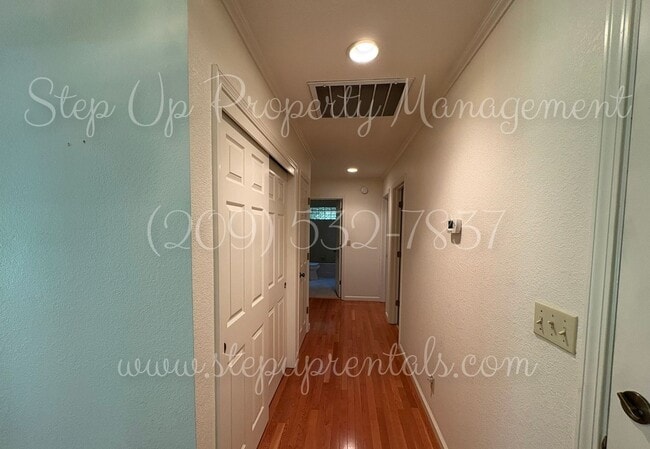 Building Photo - Spacious Curtis Creek Ranch Home in a Quiet Cul-de-Sac with Large Garage & Private Outdoor Space