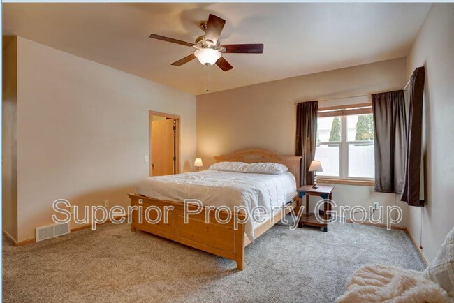 Building Photo - 238 Wind Stone Dr