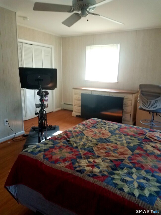 Building Photo - 72 Maple Tree Ave