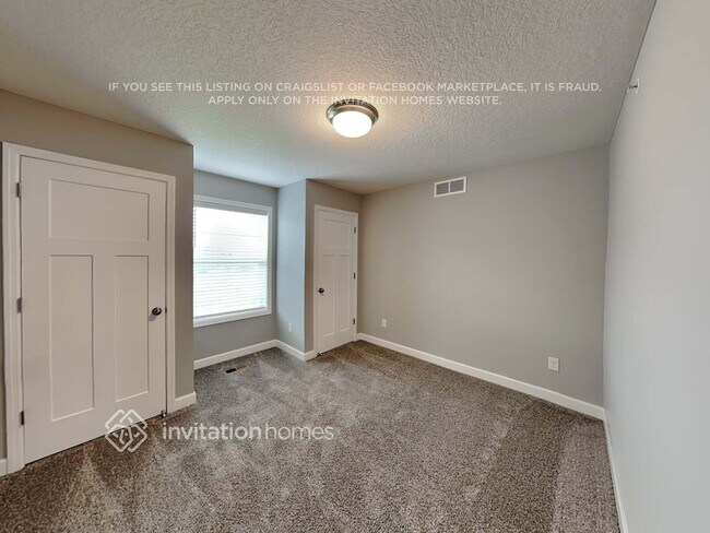 Building Photo - 9654 Canter court