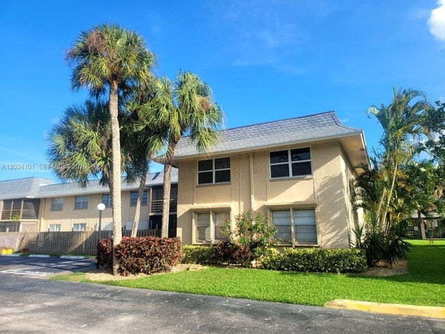 Building Photo - 1231 NW 13th St