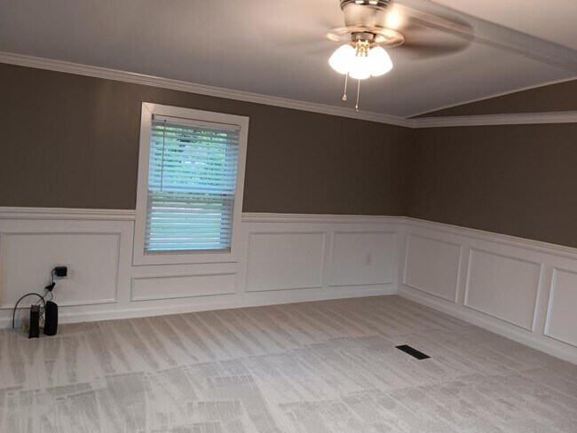 Building Photo - 1741 Horne Rd