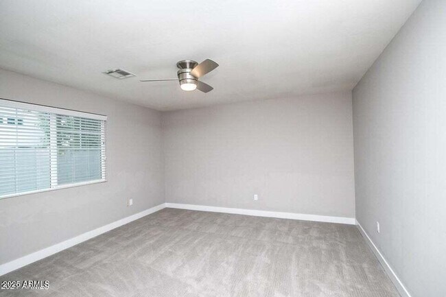 Building Photo - 4232 North 19th Pl