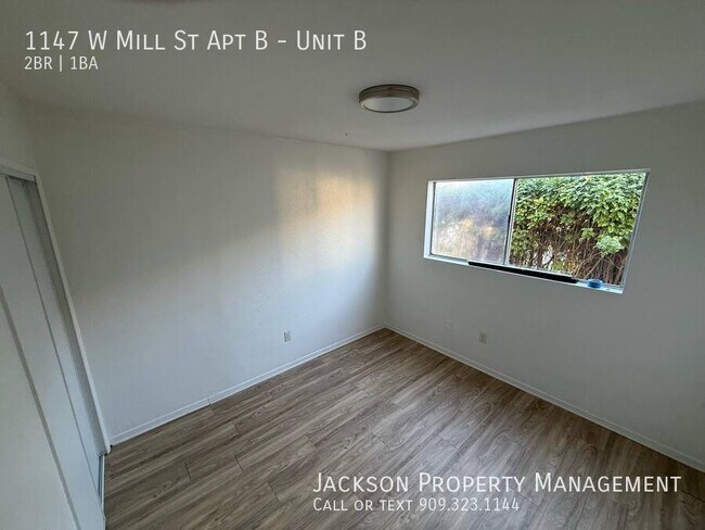 Building Photo - 1147 W Mill St