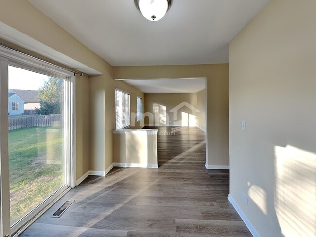 Building Photo - 2925 Shetland Ln