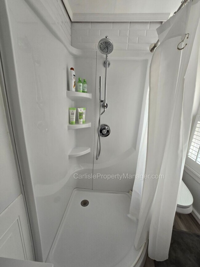 Building Photo - Fully Furnished Downtown Carlisle Townhouse with Fenced Yard and Off Street Parking