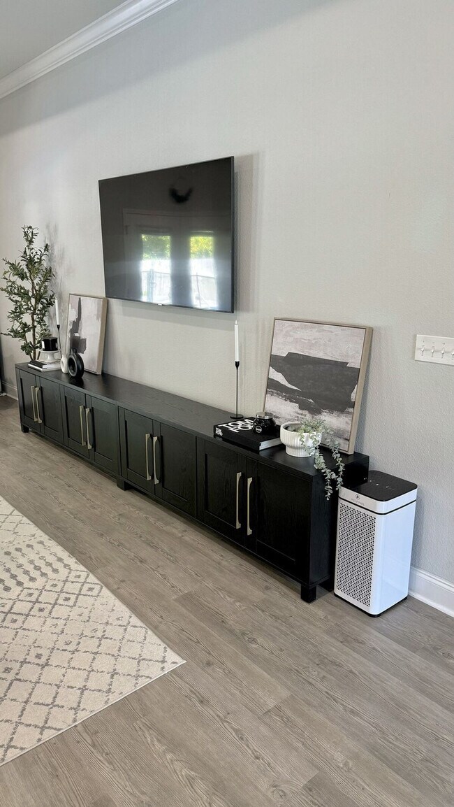 Building Photo - 2064 Constitution Dr