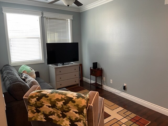 Building Photo - 42921 Avenida Amistad