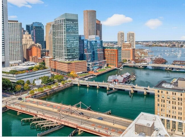 Building Photo - 63 Melcher St