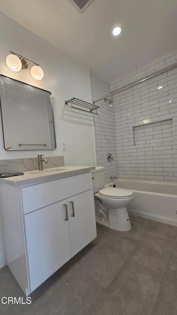 Building Photo - 915 N Ridgewood Pl