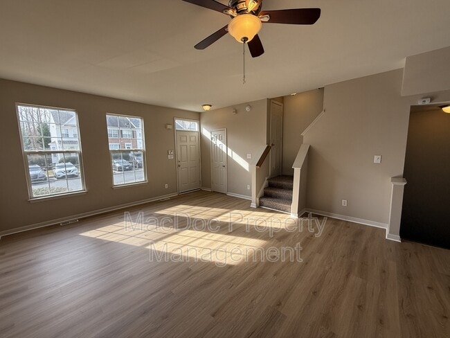 Building Photo - 4249 Normandy Ct