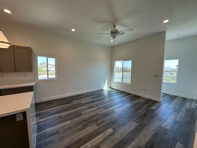 Building Photo - Your Dream Home Awaits: Spacious Summerlin...