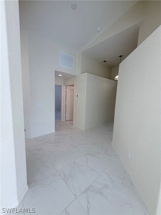 Building Photo - 8220 Ibis Cove Cir