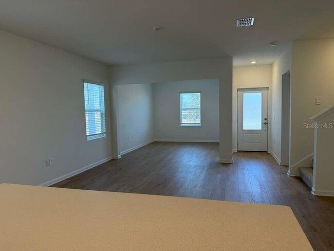 Building Photo - 5195 Loyalty Dr