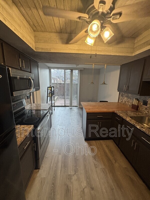 Building Photo - 4994 Wintersong Ln