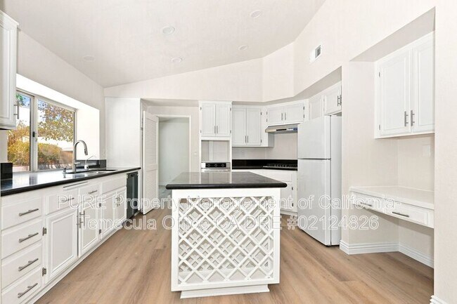 Building Photo - 11292 Cadbury Dr