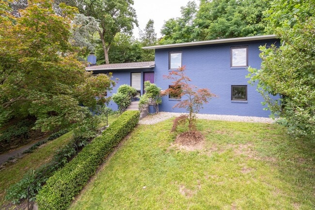 Building Photo - 3122 Brooklawn Terrace
