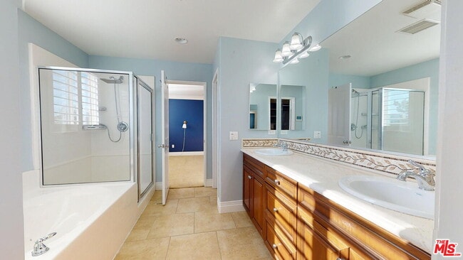 Building Photo - 19320 Carranza Ln