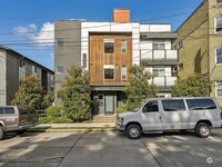 Building Photo - The Junior