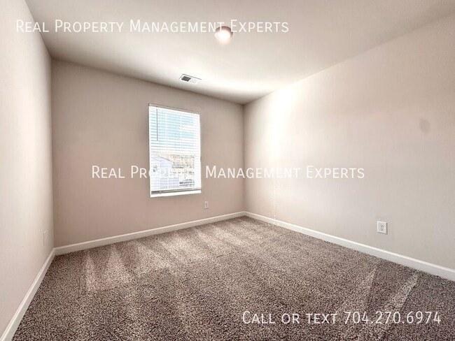 Building Photo - 3940 Shider Ln