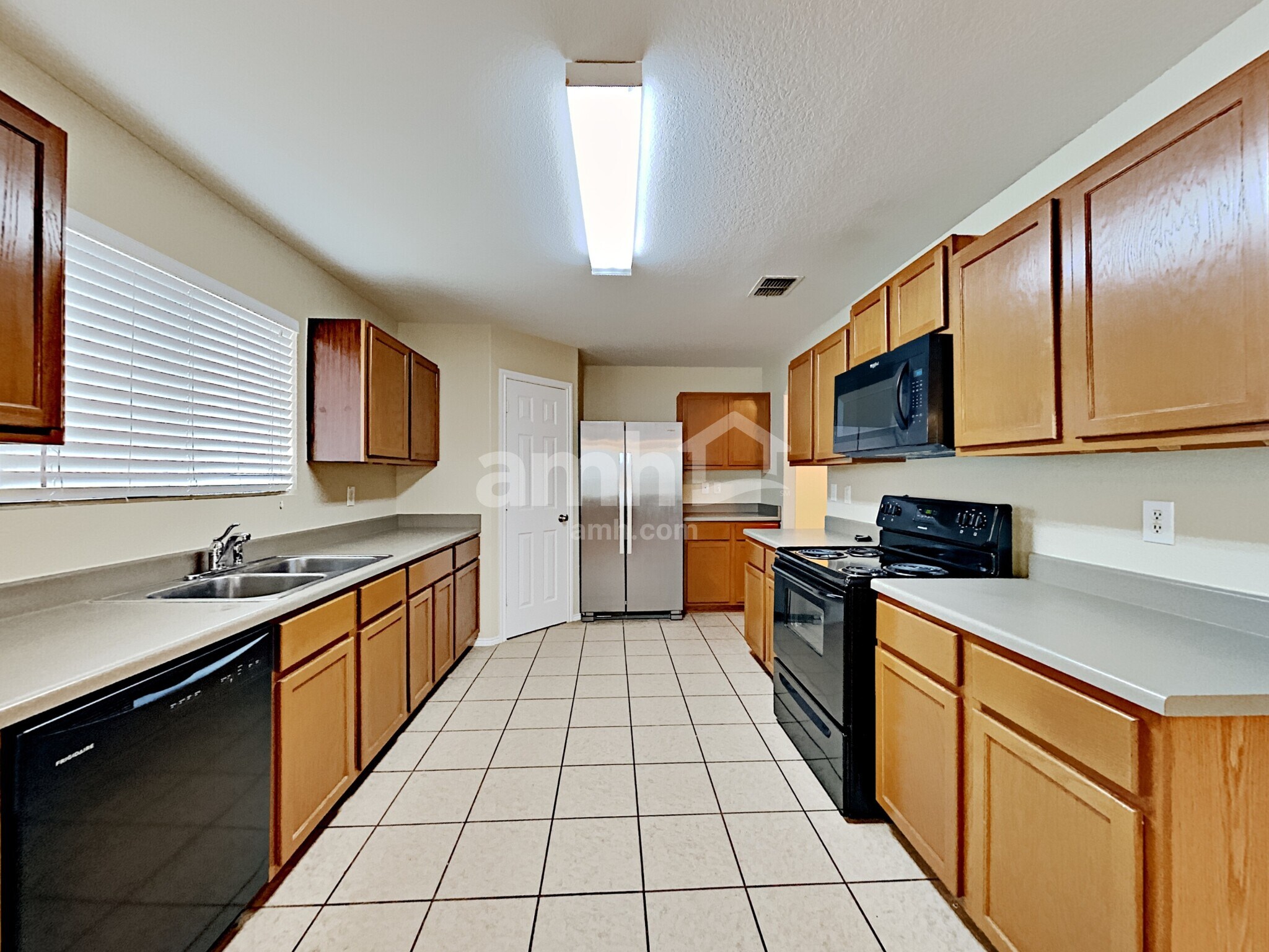 Building Photo - 12803 Salerno Way