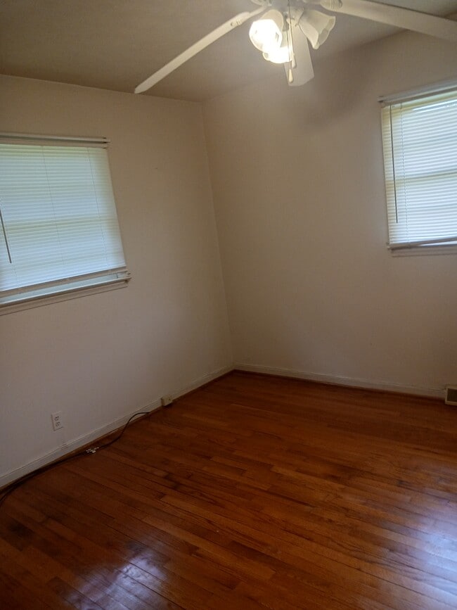 Building Photo - 153 Winstead Dr