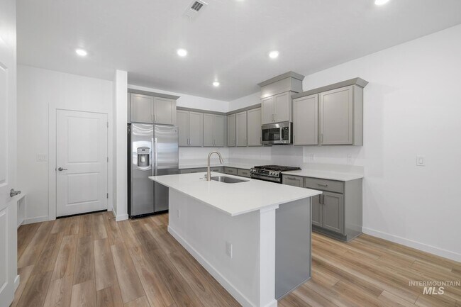 Building Photo - 4234 W Cirrus Ln