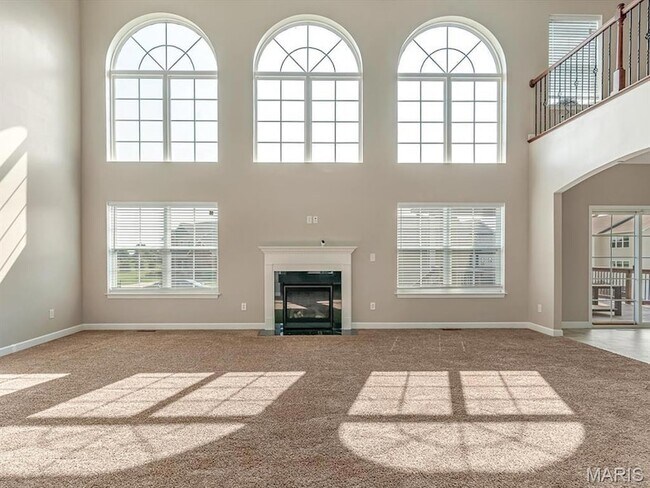 Building Photo - 7010 Monaco Dr