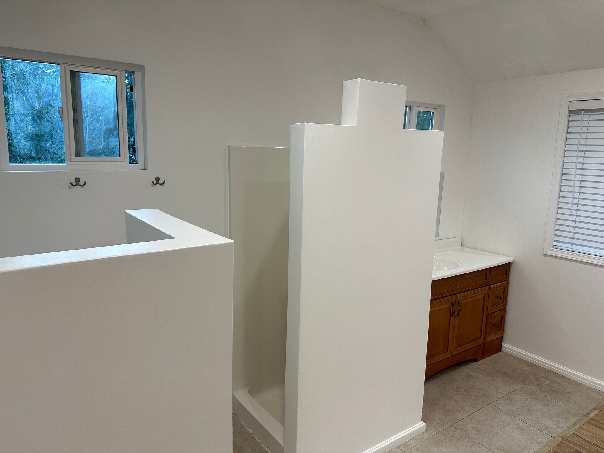 Upstairs bathroom - 19921 Forest Park Dr NE