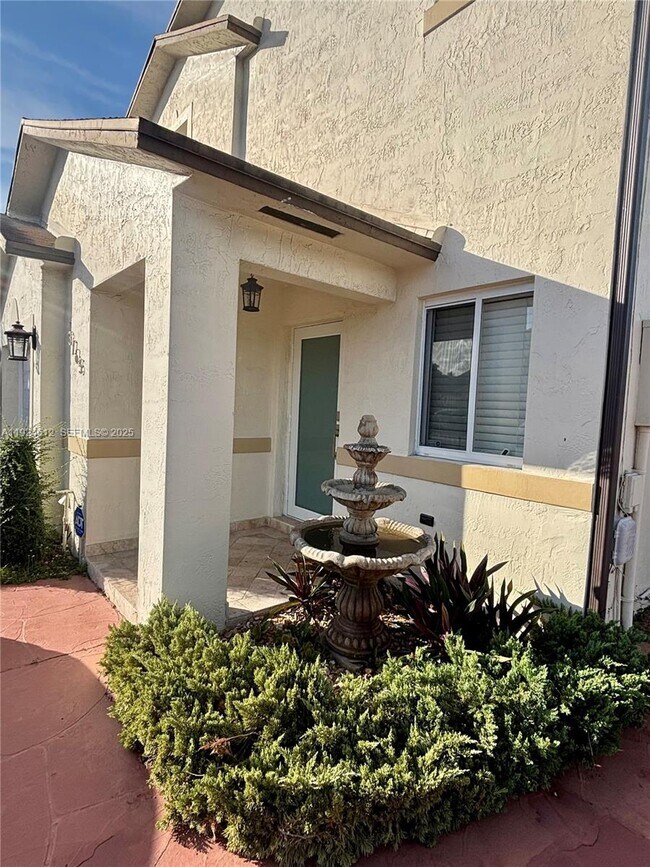 Building Photo - 13765 SW 160th Terrace