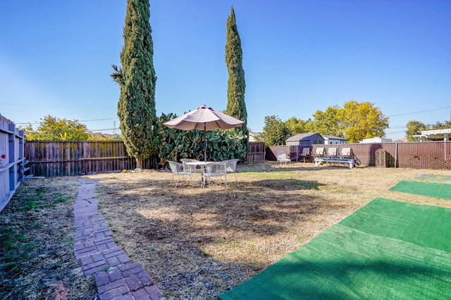 Building Photo - 4108 Irene Dr
