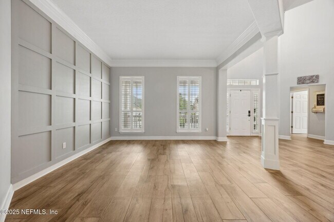 Building Photo - 1842 Paradise Moorings Blvd