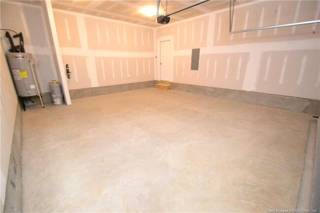 Building Photo - 8531 Secreto Dr