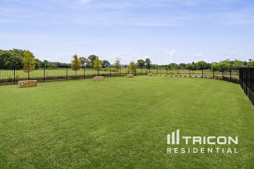 Building Photo - 3024 Whitetail Ln