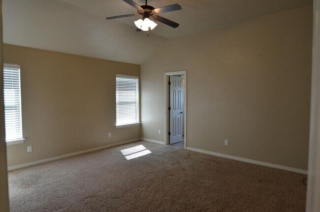 Building Photo - 4916 Sarah's Way