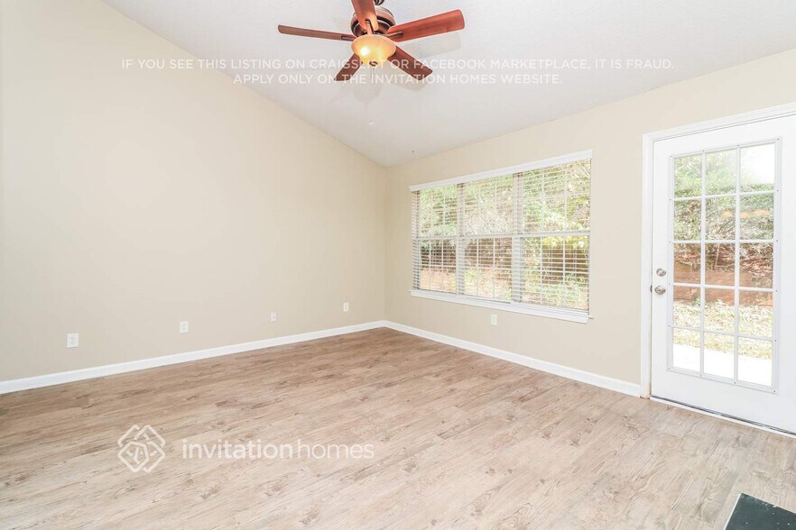 Building Photo - 3806 Tidewater Way NW