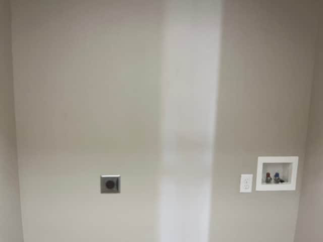 Building Photo - West Park Town House #72