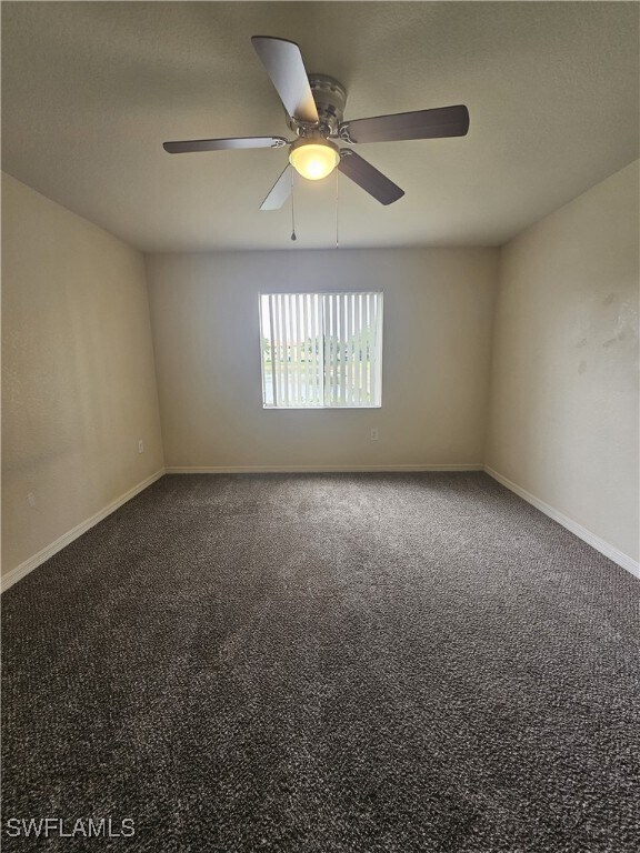 Building Photo - 8274 Key Royal Cir