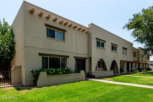 Building Photo - 6825 E Osborn Rd