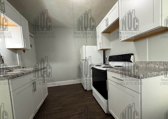 Building Photo - 915-915 Pierce Ave