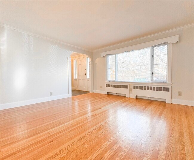 Building Photo - 40 Walter St