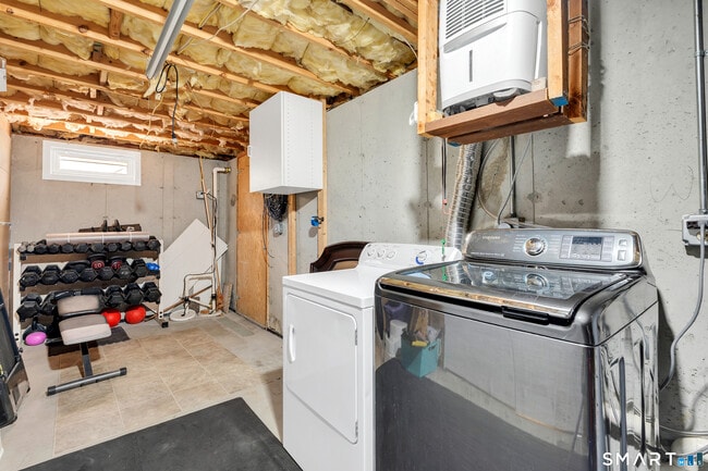 Building Photo - 24 Kingfisher Way