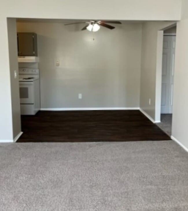 Building Photo - Charming 1 Bedroom/1 Bath near Downtown Rochester!