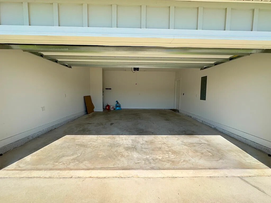 Building Photo - 3679 Applewood Dr