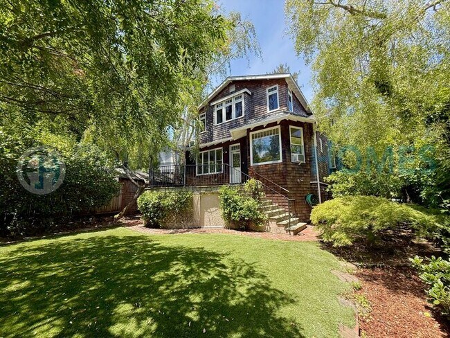 Building Photo - 115 Lagunitas Rd