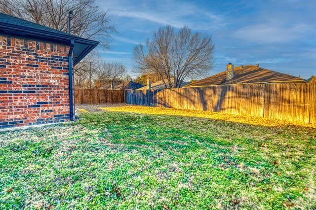 Building Photo - 807 Wind Brooke Dr